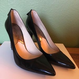 Michael Kors Rock n Roll Pump